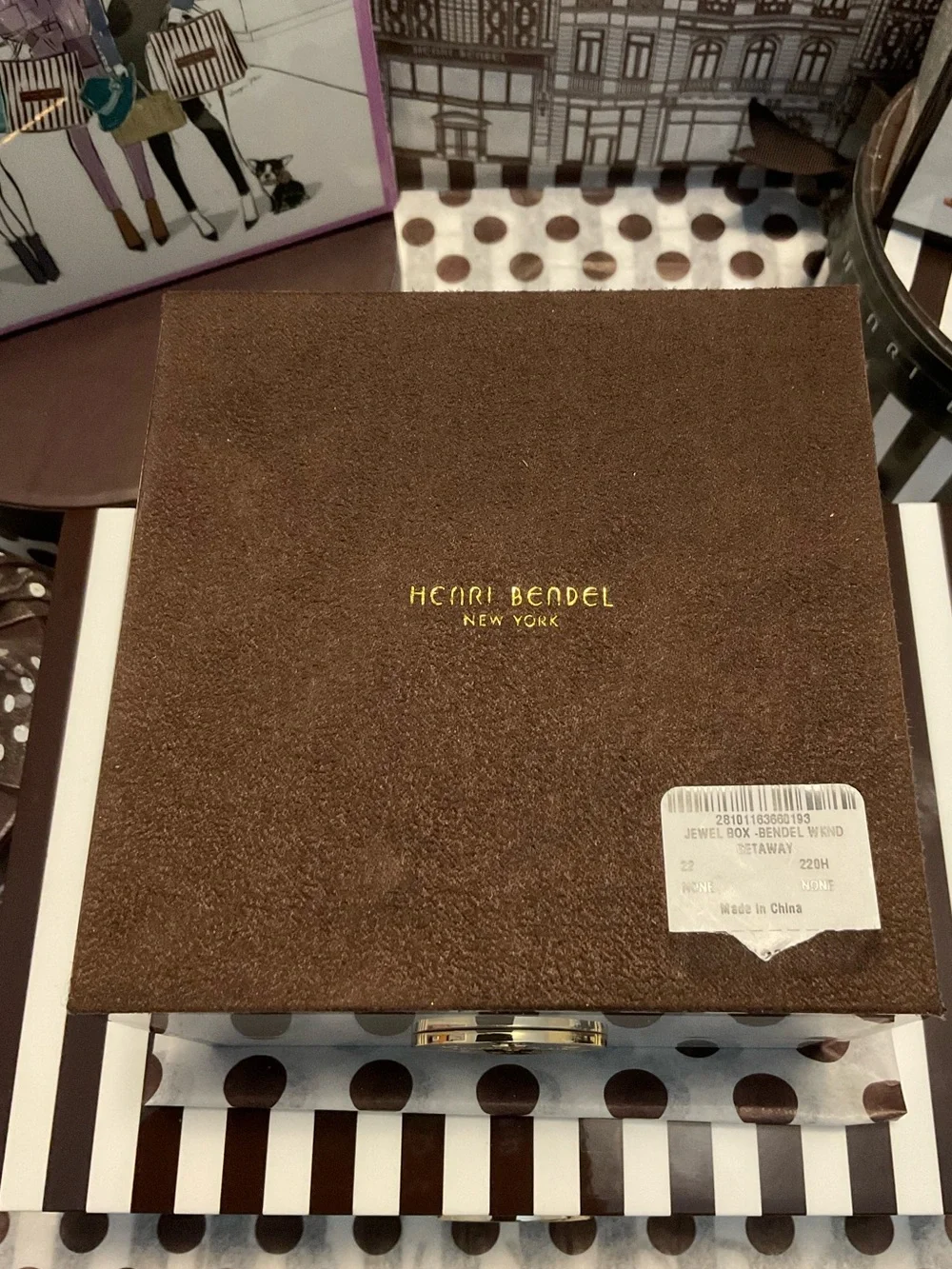 henri bendel nwt never